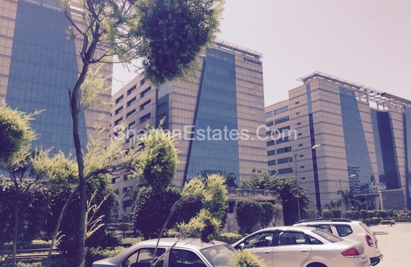 Office Space for Rent/ Lease in Logix Cyber Park Sector-62 Noida | Prime Commercial IT Business Park in Noida