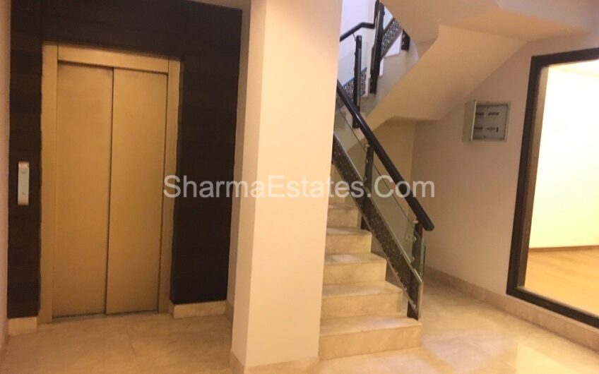 4 BHK Builder Apartment for Sale in Westend Colony New Delhi | Ground Floor with Basement in South Delhi
