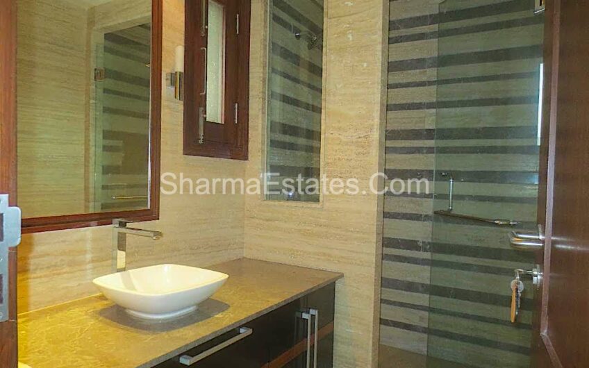 Builder Floor Apartment for Sale in West End Colony New Delhi | Resale 4 BHK Apartment on First Floor in South Delhi