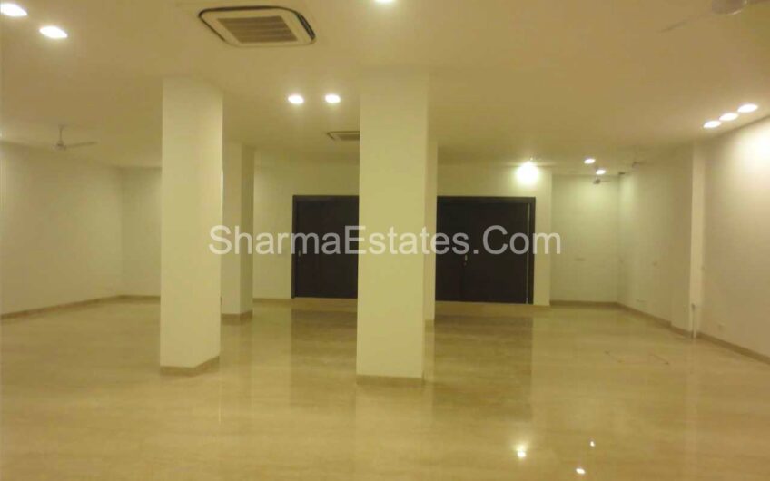 Builder Floor Apartment for Sale in N- Block, Panchsheel Park South Delhi | 4 BHK Luxury Duplex House in South Delhi