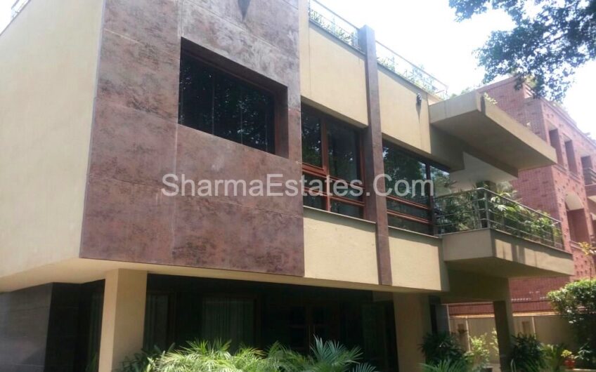Independent House for Sale N- Block Panchsheel Park New Delhi | Residential Liveable Bungalow in South Delhi