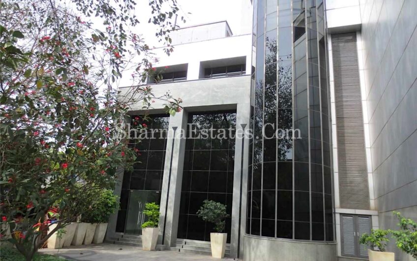 Office Space for Rent/ Lease in Vasant Kunj, New Delhi | Furnished Office in DDA Commercial Complex of South Delhi